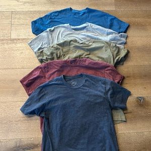 True Classic Tees - Crewneck (Sz Lrg)